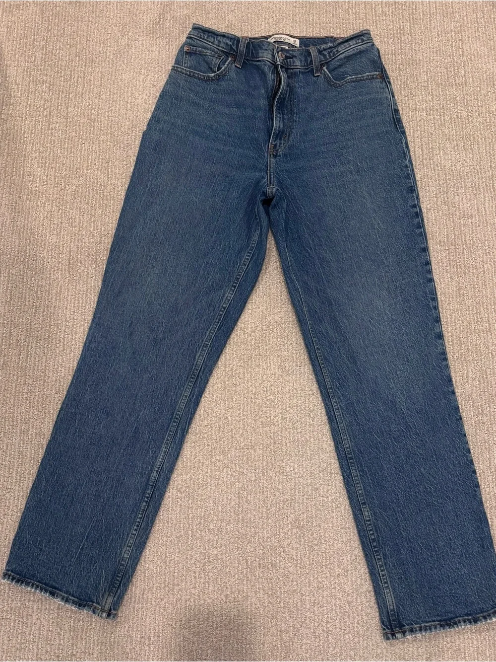 Abercrombie 90s ultra high rise straight leg Jean - Picture 2 of 6